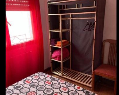 La Corredoria y Ventanielles House | Habitación Oviedo 2