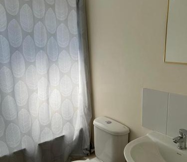 Talca House | Habitación privada cama 2 P, cerca de Mall plaza, UCM, Casino Talca