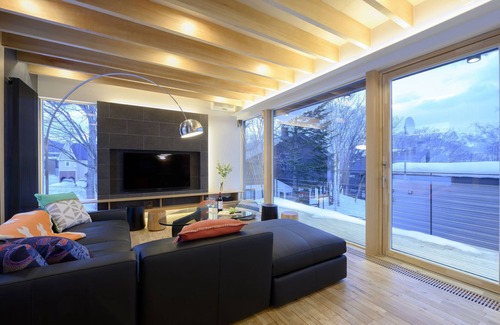 Hirafu House | Hachiko by H2 Life