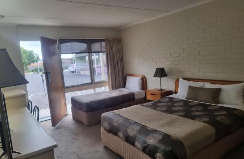 Belmont Hotel | Hacienda Motel Geelong