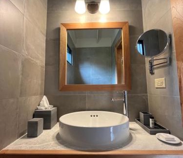 Tunapuna-Piarco Hotel | HADCO Experiences at Asa Wright Nature Centre