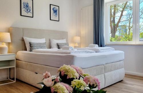 Boostedt Apartment | Hafenromantik pur - Exklusive Ferienwohnung mit erstklassigem Blick von "Momentic"