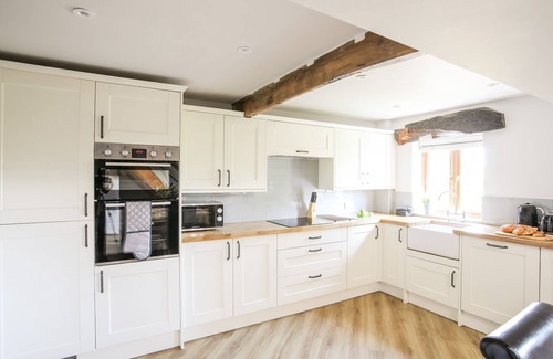 Corwen Cottage | HAFOTTY GELYNEN, pet friendly, luxury holiday cottage in Corwen