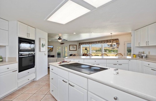 Buhl House | Hagerman~Rural Snake River Getaway