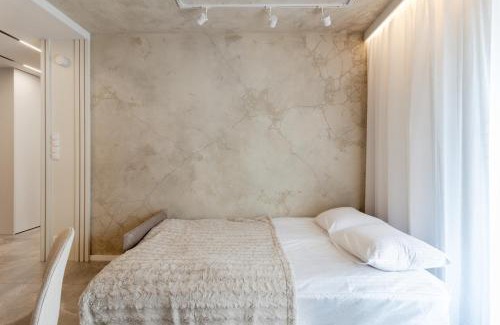 Brynow Apartment | Hajmat Deluxe Katowice by Aparo - Nowoczesny Apartament, Bezpłatny Parking, Klimatyzacja, Taras, Dolina Trzech Stawów, Muchowiec, Centrum Katowic, Plac Zabaw, Przyjazny Zwierzętom