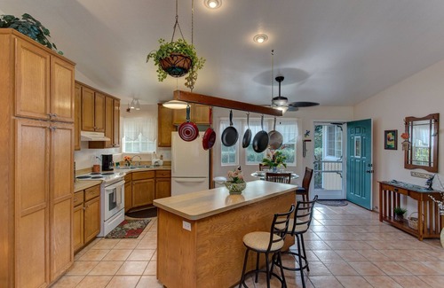 Keaau House | Hale O Makani 3 Bedroom Home by RedAwning