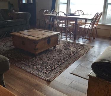 Halfmoon Bay House | Halfmoon Haven Beach Cottage or Oceanview Suite