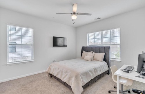 Hampstead Apartment | Halo Oasis - Perfect for your Surf City Getaway! condo