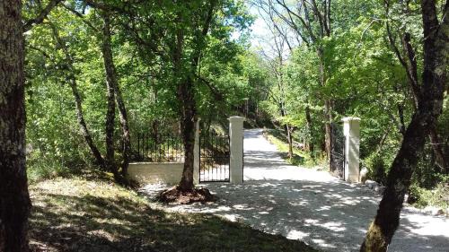 Martel House | Hameau les Combelles