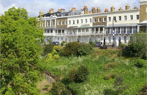 Southend-on-Sea Bed & Breakfast | Hamiltons Boutique Hotel