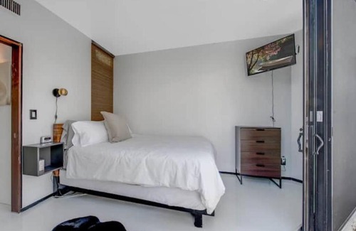Colee Hammock Apartment | Hammock 2