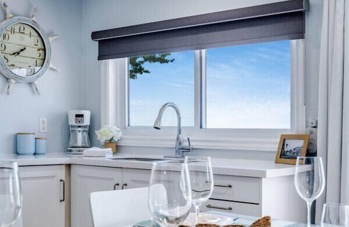 Leamington Cottage | Hammock Haven Beach House Near Point Pelee