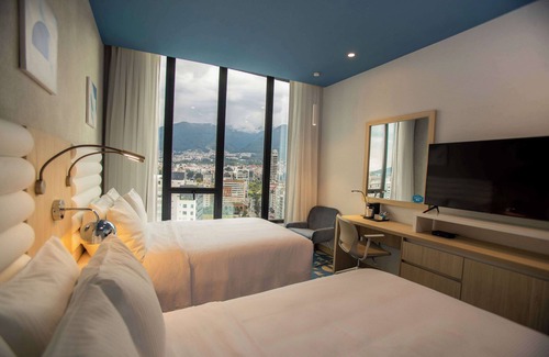 Financial District Hotel | Hampton By Hilton Quito La Carolina Park
