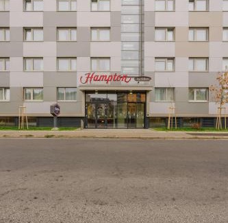 Funfhaus Hotel | Hampton By Hilton Vienna City West