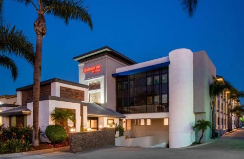 East Side Costa Mesa Hotel | Hampton Inn by Hilton Costa Mesa Newport Beach