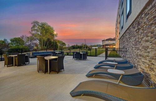 Cave City Hotel | Hampton Inn Cave City, KY
