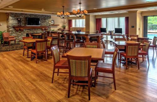 Matthews Hotel | Hampton Inn Charlotte/Matthews