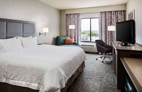 Council Bluffs Hotel | Hampton Inn Council Bluffs