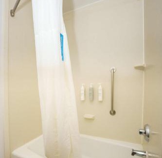 Garden City Hotel | Hampton Inn Garden City