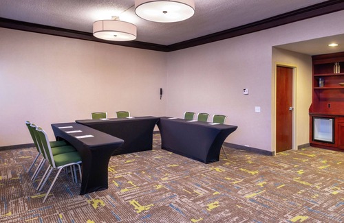 Greensboro Hotel | Hampton Inn Greensboro-Airport