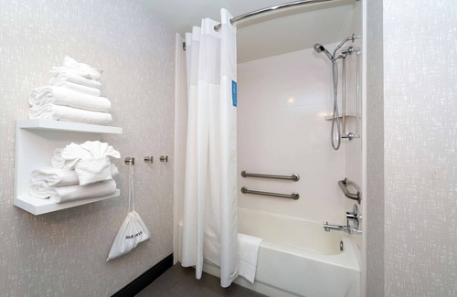 Greensboro Hotel | Hampton Inn Greensboro-Airport