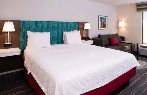 Greensboro Hotel | Hampton Inn Greensboro-Airport