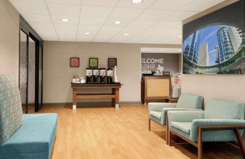 Southeast Houston Hotel | Hampton Inn Houston Hobby Airport