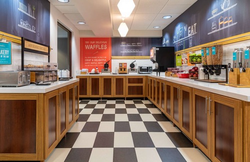 Lee's Summit Hotel | Hampton Inn Kansas City-Lee's Summit