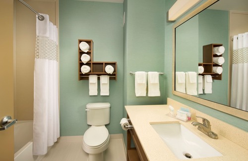 Lake Charles Hotel | Hampton Inn Lake Charles