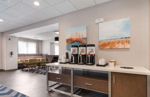 Niles Hotel | Hampton Inn Niles, Mi