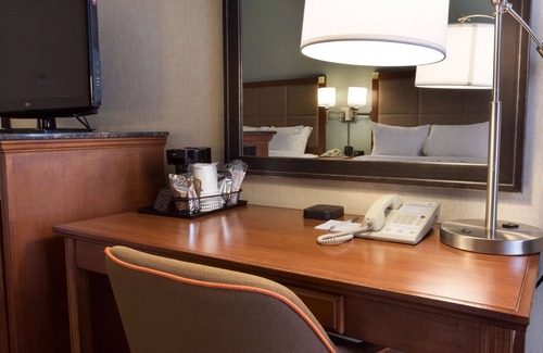 Valley Park Hotel | Hampton Inn St. Louis Southwest
