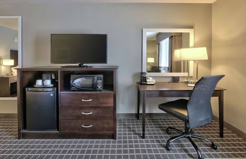 Albuquerque Hotel | Hampton Inn & Suites Albuquerque Airport