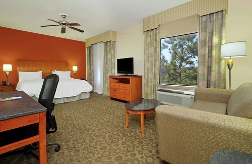 Buffalo Hotel | Hampton Inn & Suites Buffalo