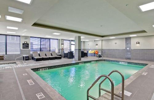 North Industrial Hotel | Hampton Inn & Suites by Hilton Saskatoon Airport