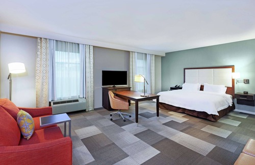 Greater Greenspoint Hotel | Hampton Inn & Suites by Hilton Houston North IAH