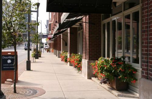 Arena District Hotel | Hampton Inn & Suites Columbus-Downtown, Ohio