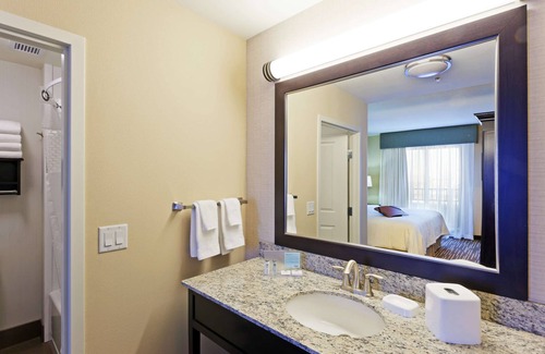 Gateway Hotel | Hampton Inn & Suites- Denver/Airport-Gateway Park