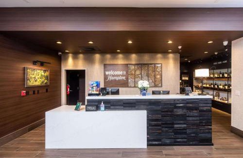 Dobson Hotel | Hampton Inn & Suites Dobson