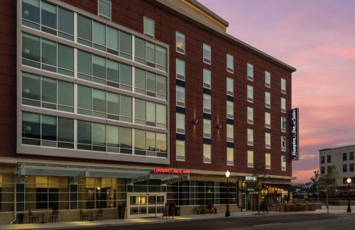 West Central Hotel | Hampton Inn & Suites Fort Wayne Downtown