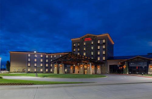 Peck Hotel | Hampton Inn & Suites I-35/Mulvane