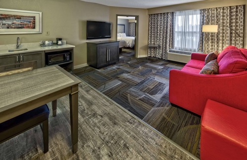 Wolfchase Hotel | Hampton Inn & Suites Memphis-Wolfchase Galleria
