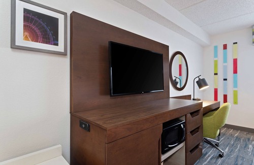Florida Central Atlantic Coast Hotel | Hampton Inn & Suites Orlando Intl Dr N