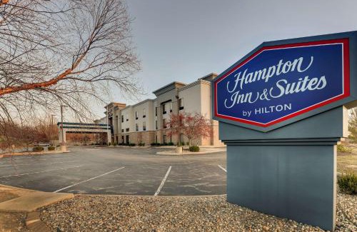 Glen Carbon Hotel | Hampton Inn & Suites St. Louis - Edwardsville