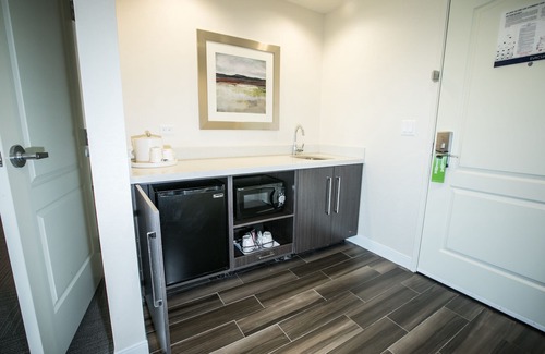 Tempe Hotel | Hampton Inn & Suites Tempe/Phoenix Airport, AZ