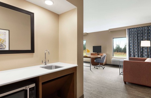 Overland Park Hotel | Hampton Inn & Suites Overland Park South