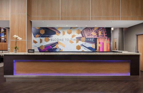 Theater District Hotel | Hampton Inn Times Square Central