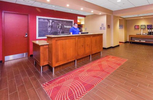 Waynesburg Hotel | Hampton Inn Waynesburg