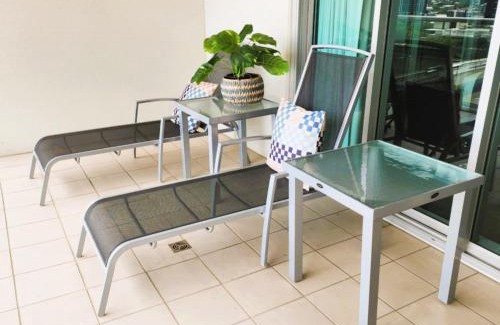 Brisbane Central Business District Apartment | Hampton's Haven on Level 17 in Casino Towers