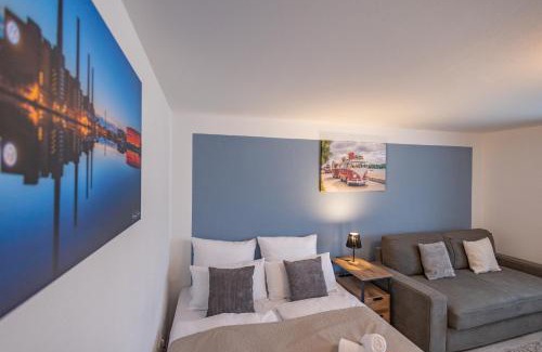 Ehmen Apartment | HANNIBAL - Studio-Apartment Iris 10, Parkplatz, Küche, WLAN, Nähe Autobahn