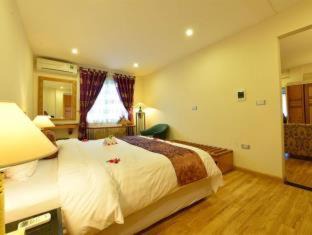 Hang Trong Hotel | Hanoi Golden Sunshine Villa Hotel and Travel